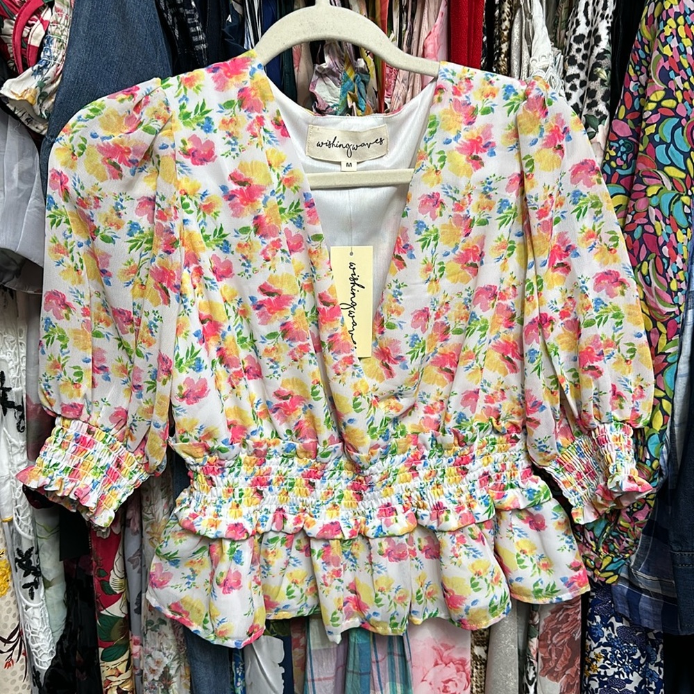 Floral wishing waves top size medium